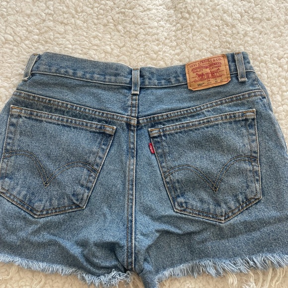 Levi’s shorts - Picture 4 of 5